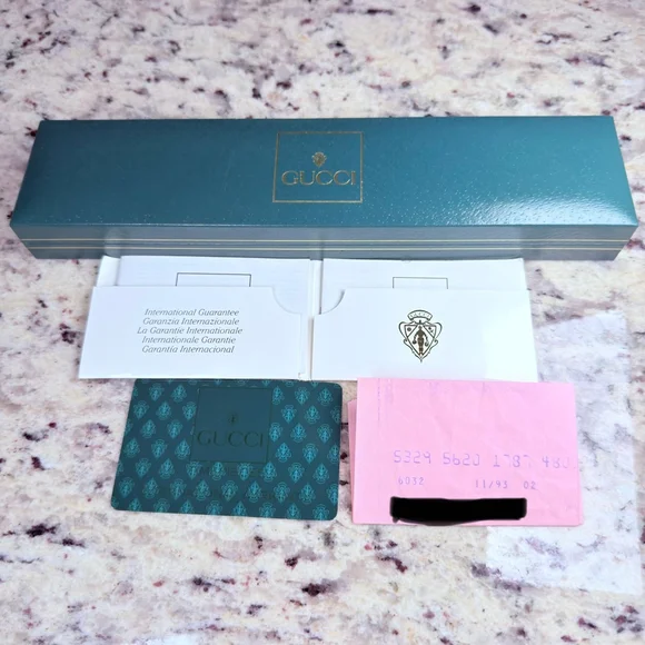 GUCCI Ladies 18K Gold Plated 4500L Swiss Watch VTG Box Papers Receipt BNIB 90's - Picture 12 of 13